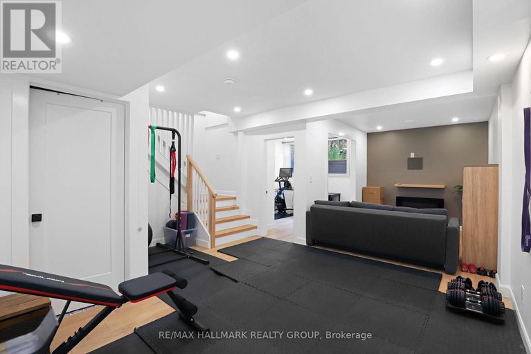 28551598/460-bevan-avenue/westborohampton-park/ottawa/ontario/K1Z5S4_31