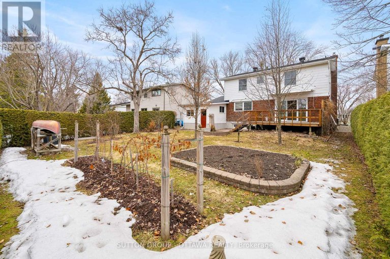 29556235/2391-ogilvie-road/beacon-hill-north/ottawa/ontario/K1J7N4_39