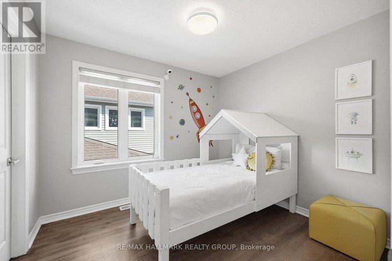 29623774/570-baie-des-castors-street/camelot/ottawa/ontario/K4A0Y7_19