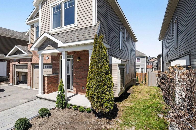 29669969/159-conifer-creek-circle/emerald-meadowstrailwest/ottawa/ontario/K2M0M2_11