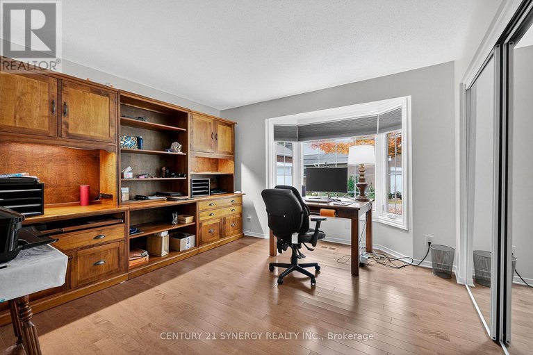 29225789/47-18-oyster-bay-court/stittsville-central/ottawa/ontario/K2S1H3_6