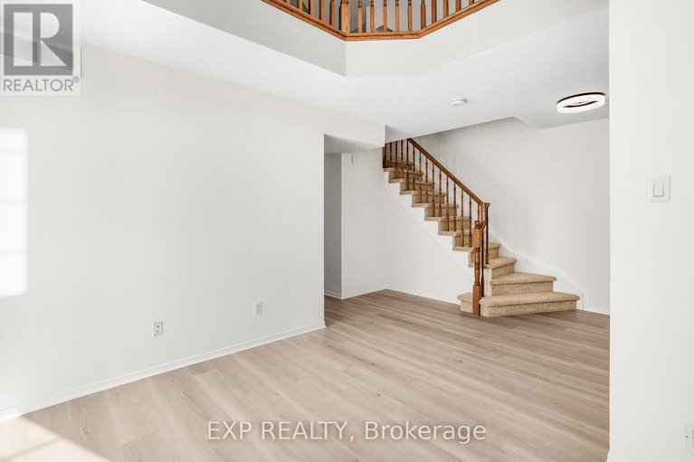28354843/121-5-70-edenvale-dr-drive/beaverbrook/ottawa/ontario/K2K3N7_8