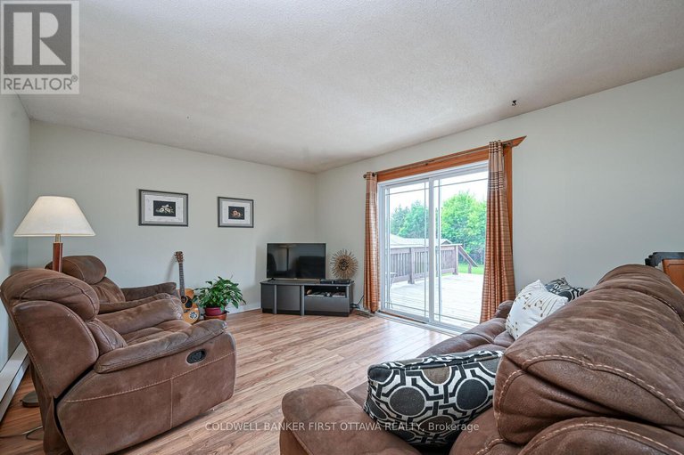 28490443/22-poole-creek-crescent/fringewood/ottawa/ontario/K2S1G4_6