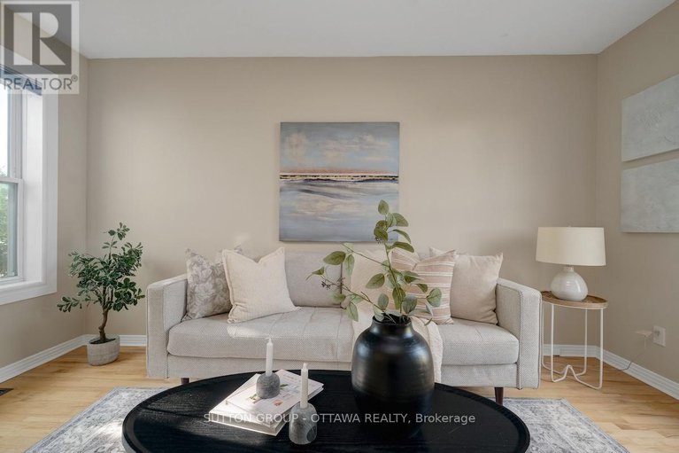 28649208/1677-bottriell-way-n/fallingbrookpineridge/ottawa/ontario/K4A1W1_14