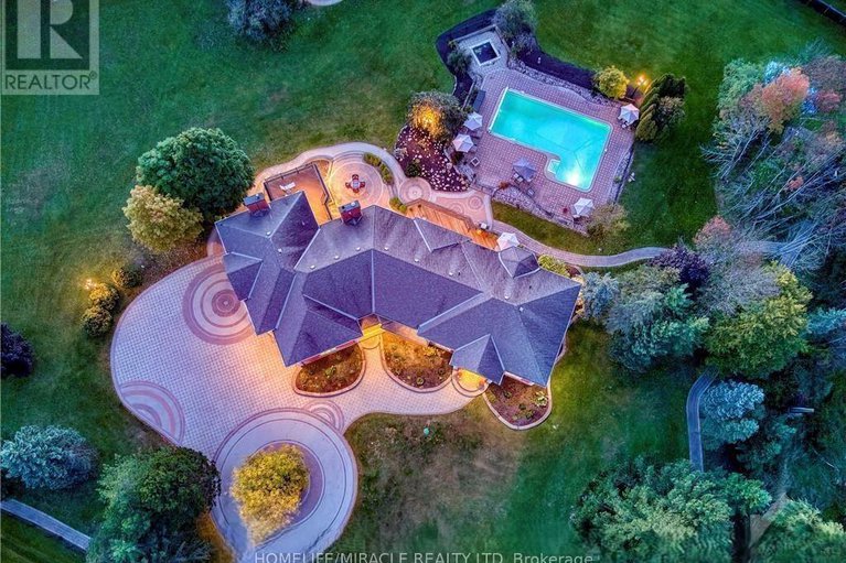 28778253/141-kerry-hill-crescent/dunrobin/ottawa/ontario/K0A1T0_2