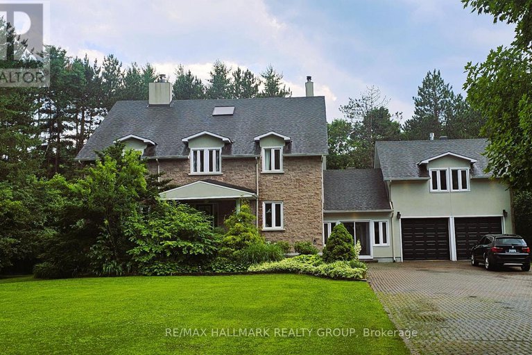 28622759/1390-lough-drive/cumberland-estates/ottawa/ontario/K4C1A9_1