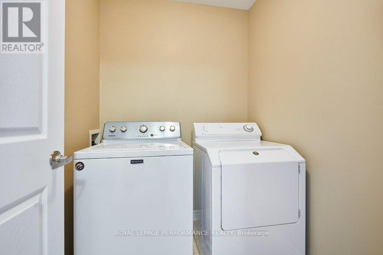 28983918/229-mistral-way/stittsville-north/ottawa/ontario/K2S0G7_31