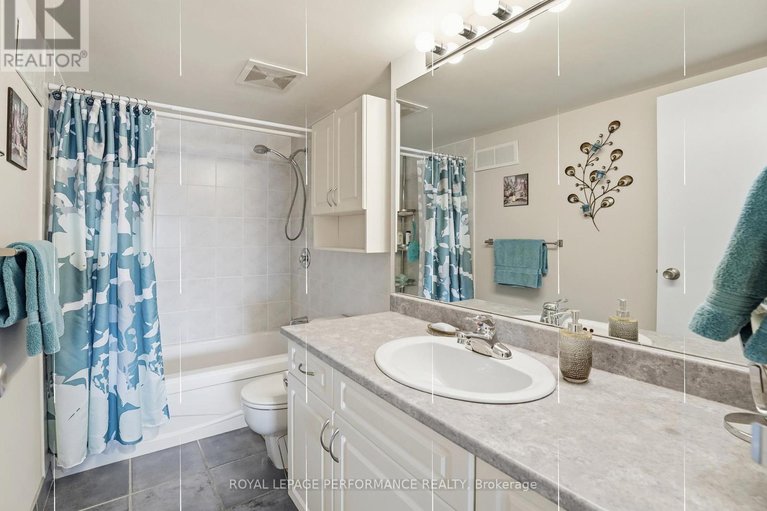 29387660/412-225-alvin-road-n/manor-park/ottawa/ontario/K1L4H6_15