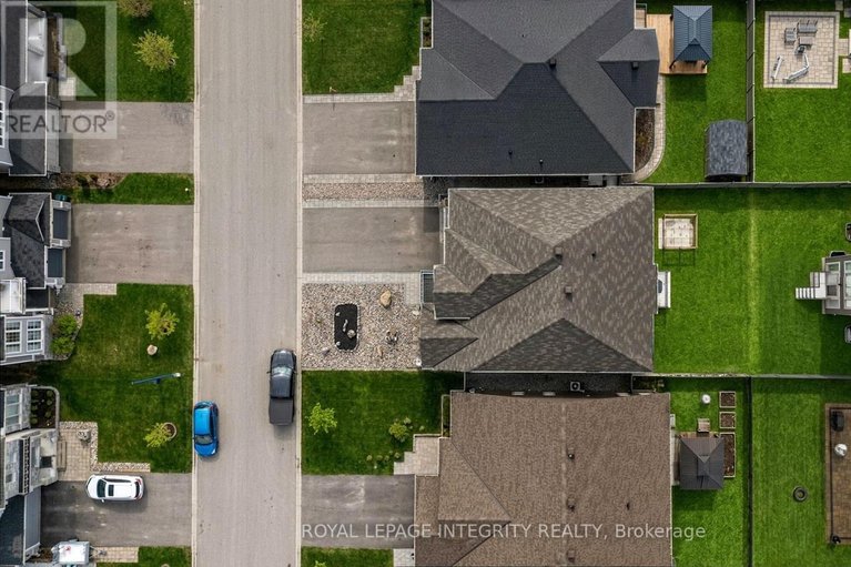 29578407/208-rover-street/emerald-meadowstrailwest/ottawa/ontario/K2V0G2_46