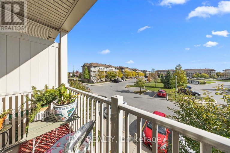 29095858/290-espin-heights/stonebridge/ottawa/ontario/K2J0Y8_13