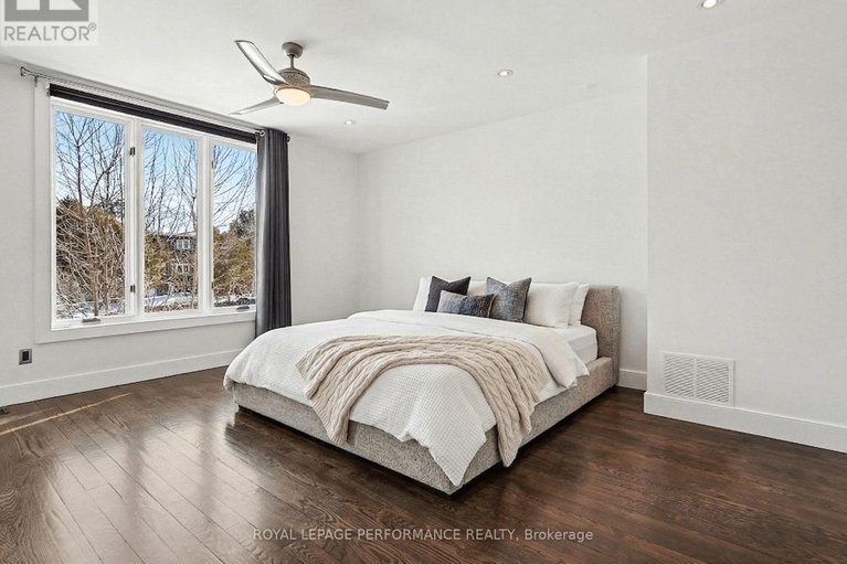 29515520/805-kingsmere-avenue/mckellar-heightsglabar-park/ottawa/ontario/K2A3J8_21