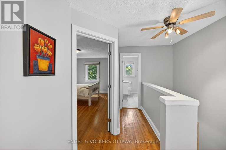 28835292/557-roosevelt-avenue/mckellarhighland/ottawa/ontario/K2A2A2_26