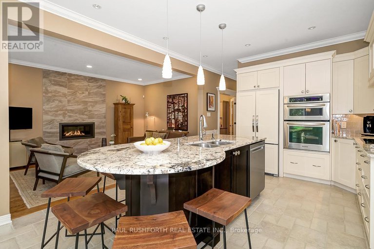 29306456/3-fanterra-way/hunt-club-parkgreenboro/ottawa/ontario/K1T3Z7_16