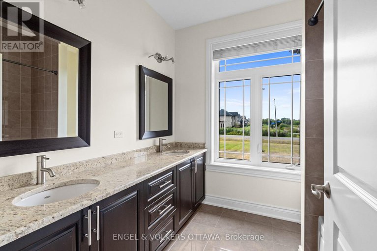 28819198/7510-village-centre-place/osgoode-twp-north-of-reg-rd-6/ottawa/ontario/K4P0C8_26