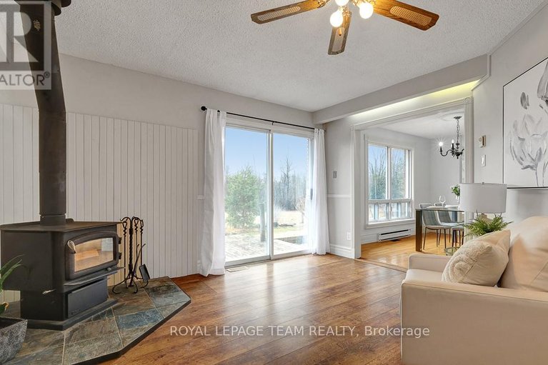 29640985/667-ramsay-4a-concession/mississippi-mills-ramsay-twp/mississippi-mills/ontario/K7C3P1_18