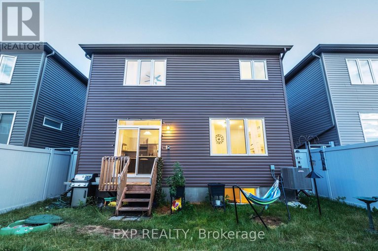 28597121/818-cappamore-drive/half-moon-bay/ottawa/ontario/K2J6V6_43