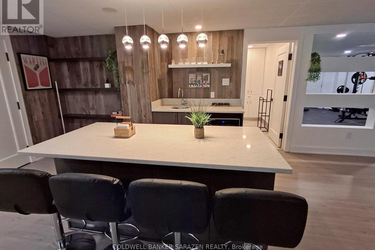 29250124/1722-athans-avenue/blossom-parkleitrim/ottawa/ontario/K1T1L1_22