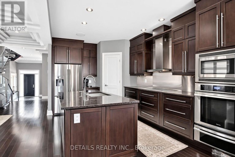 29448768/71-eleanor-drive/city-viewskylinefisher-heightsparkwood-hills/ottawa/ontario/K2E6A1_29