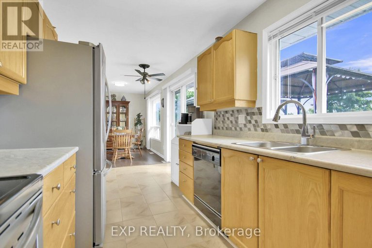 28766879/6454-waterbury-lane/north-gower/ottawa/ontario/K0A2T0_9