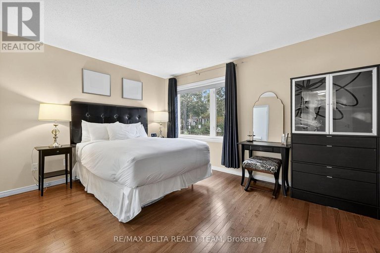 28970170/63-highwood-private/viscount-alexander-park/ottawa/ontario/K1K4X6_20