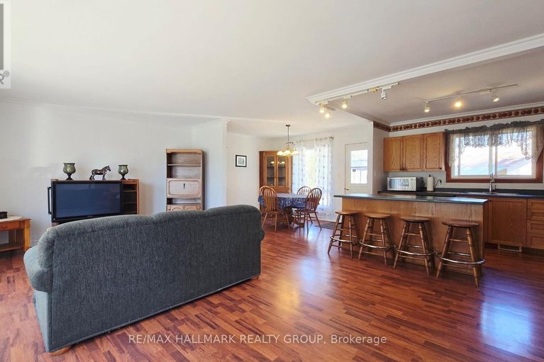 29673658/4318-stonecrest-road/woodlawnmaclarens-landingkilmaurs/ottawa/ontario/K0A3M0_5