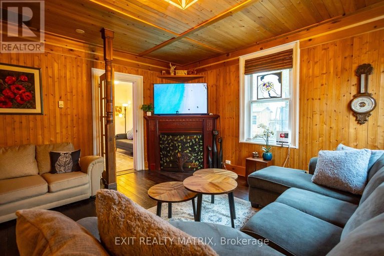 29642729/44-mill-street/village-of-russell/russell/ontario/K4R1E1_7