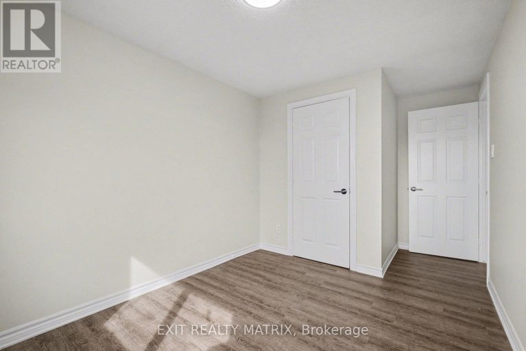 29672750/b-1468-heatherington-road/heron-gateindustrial-park/ottawa/ontario/K1V6S1_22