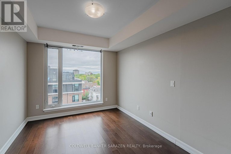28323969/1015-238-besserer-street/sandy-hill/ottawa/ontario/K1N6B1_6