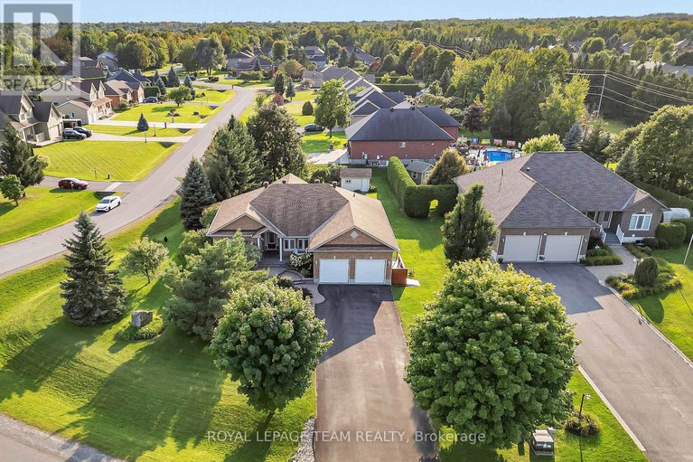 27979438/1426-spartan-grove-street/greely/ottawa/ontario/K4P1R6_31