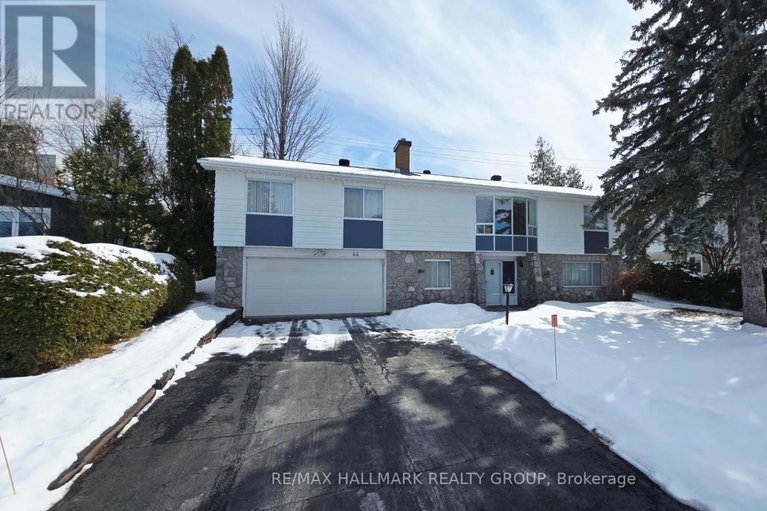 29515187/44-foothills-drive/lynwood-village/ottawa/ontario/K2H6K3_1