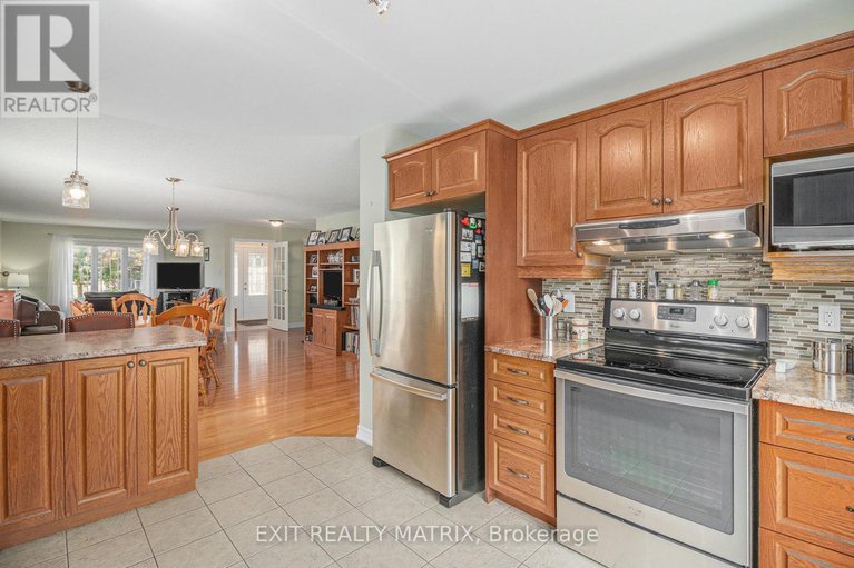 28777182/14-provost-street/north-stormont-finch-twp/north-stormont/ontario/K0A1R0_19