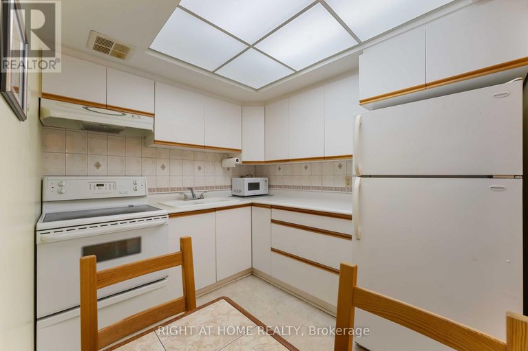 29240372/903-555-brittany-drive/viscount-alexander-park/ottawa/ontario/K1K4C5_9