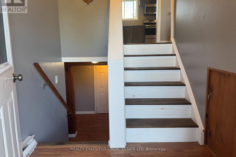 28874720/166-best-road-ne/drummondnorth-elmsley-north-elmsley-twp/drummondnorth-elmsley/ontario/K7A4S4_15