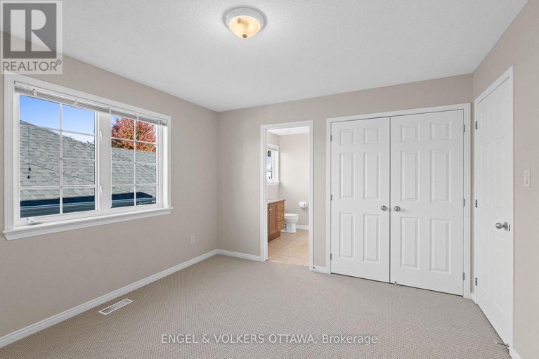 28956101/788-kilbirnie-drive/stonebridge/ottawa/ontario/K2J0M4_37