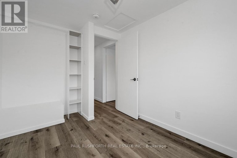 29578151/23-pixley-private/riverview-park/ottawa/ontario/K1G4C3_32