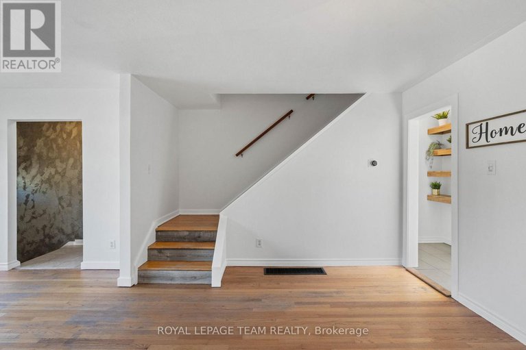 29068448/1308-summerville-avenue/carlington/ottawa/ontario/K1Z8G8_21