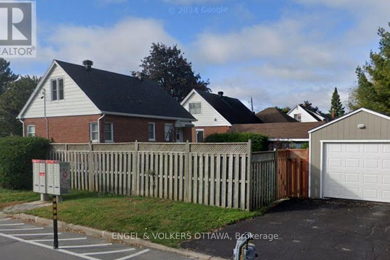 29397615/1235-erie-avenue/ridgemont/ottawa/ontario/K1V6G5_42