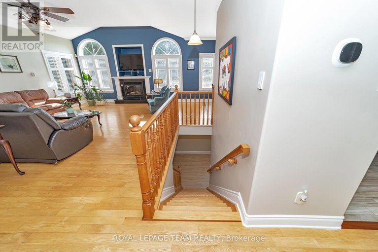 27979438/1426-spartan-grove-street/greely/ottawa/ontario/K4P1R6_20