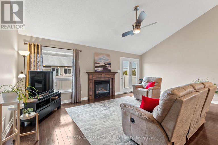 29614140/631-robert-hill-street/almonte/mississippi-mills/ontario/K0A1A0_22