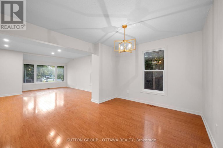 28982502/1-marielle-court/fairfield-heights/ottawa/ontario/K2B8P3_8