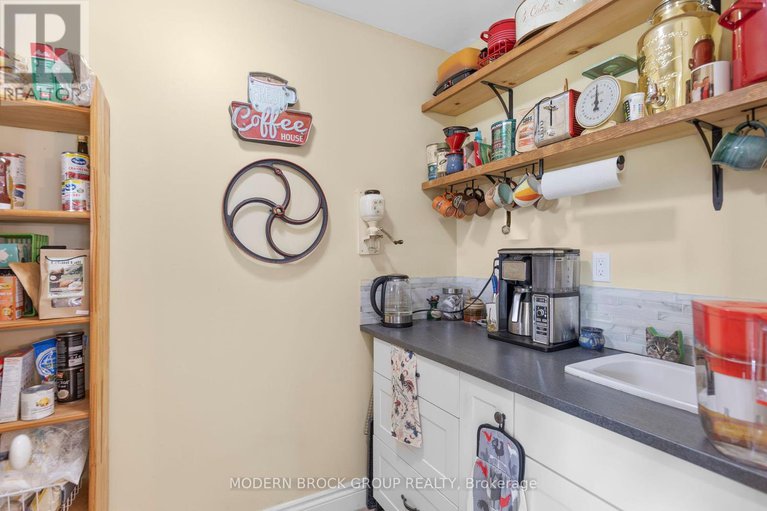 28854847/8224-county-15-road/augusta-twp/augusta/ontario/K0G1R0_22