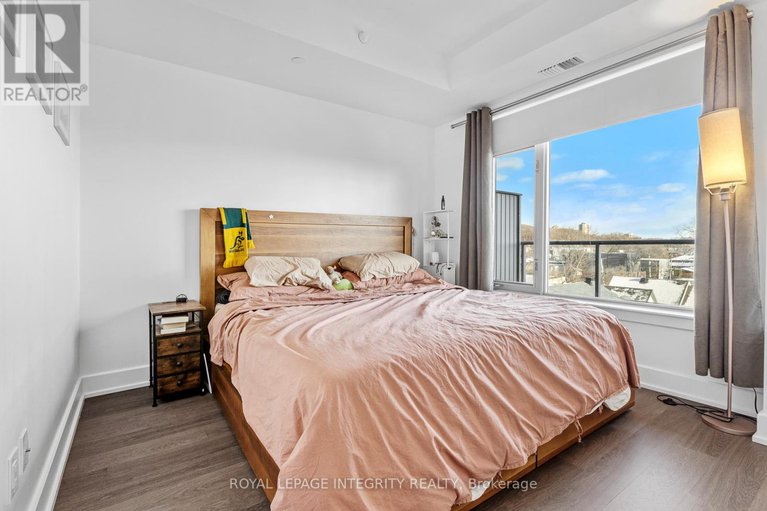 29169526/410-7-marquette-avenue/vanier/ottawa/ontario/K1L8A7_13