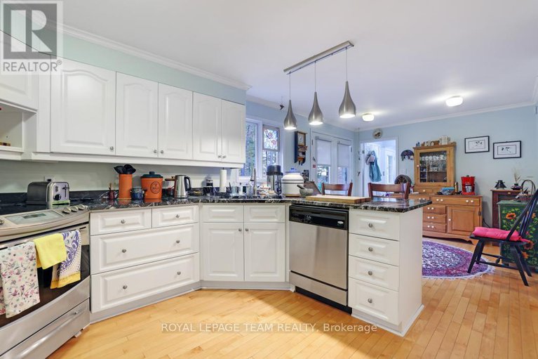 28971342/4715-stonecrest-road/fitzroy/ottawa/ontario/K0A3M0_15