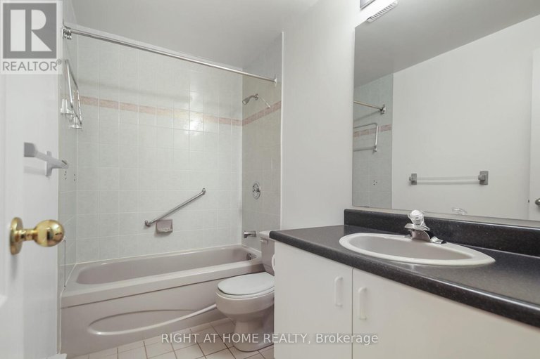 28746004/40-kettering-private/hunt-clubwestern-community/ottawa/ontario/K1V0X8_30