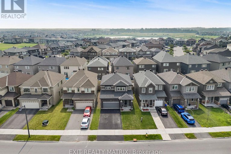 28616703/682-decoeur-drive/avalon-west/ottawa/ontario/K4A1H1_31