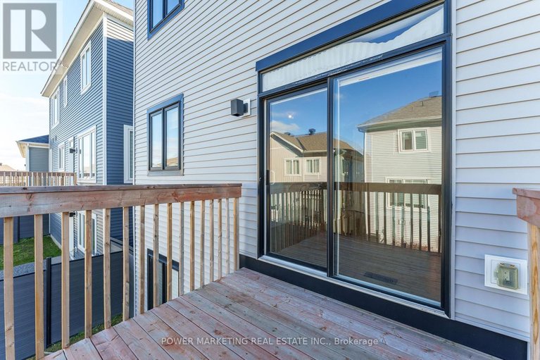 29463576/228-appalachian-circle/half-moon-bay/ottawa/ontario/K2J6X4_15