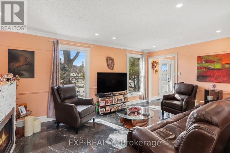 29541777/2332-ogilvie-road/beacon-hill-north/ottawa/ontario/K1J7N6_5