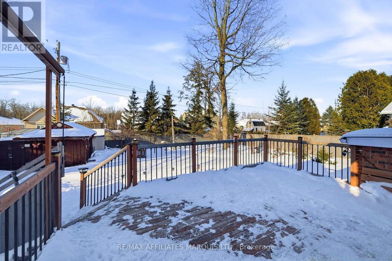 29323072/21-spruce-street/ingleside/south-stormont/ontario/K0C1M0_40