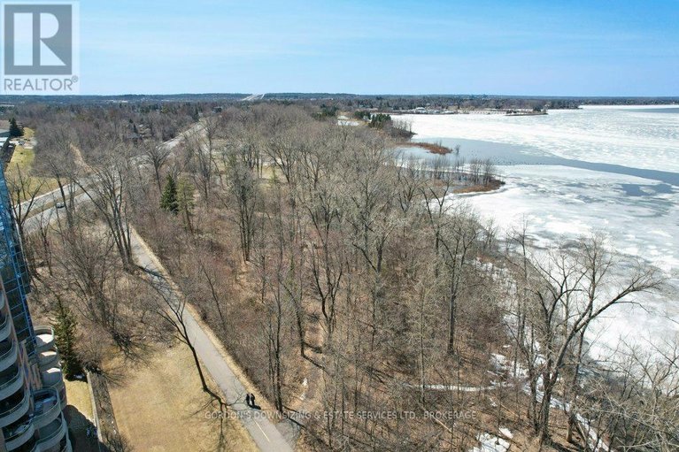 29600796/103-3099-carling-avenue/bayshore/ottawa/ontario/K2H5A6_43