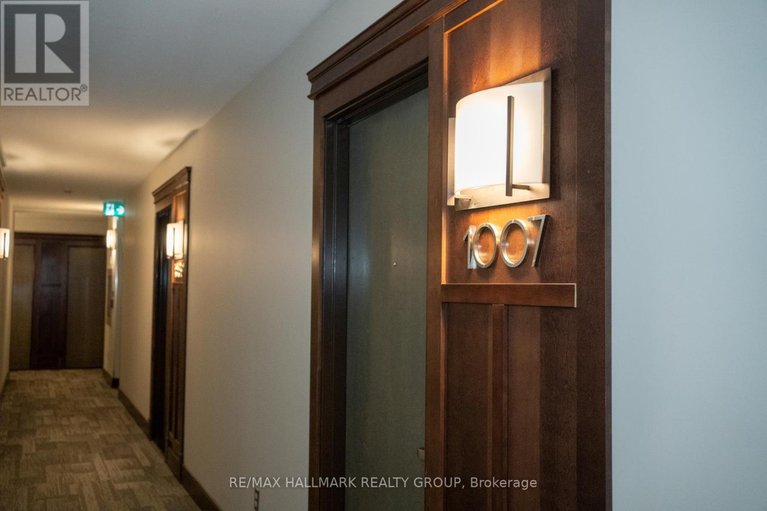 29642521/1007-200-besserer-street/sandy-hill/ottawa/ontario/K1N0A7_3